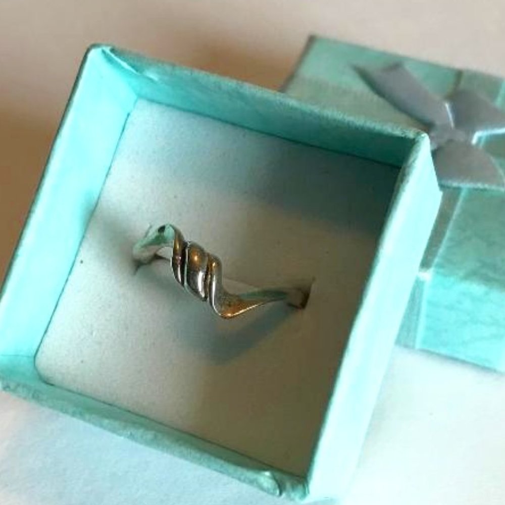 Dainty 925 Silver Wave Ring